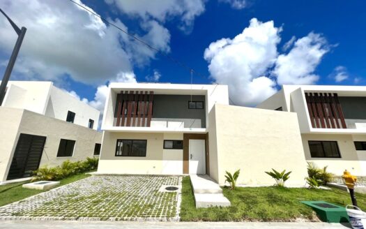 Spacious Furnished Villa in Exclusive Residential Area: Elegance and Comfort