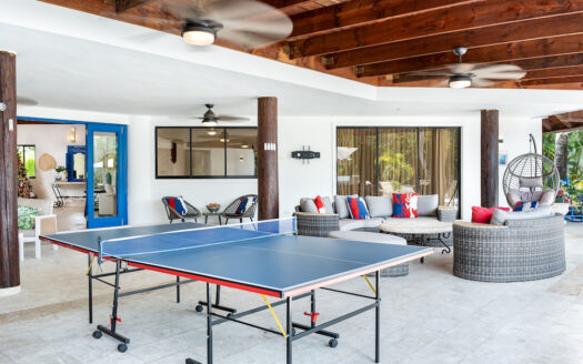Villa for Rent in Casa de Campo: Charming Garden Views