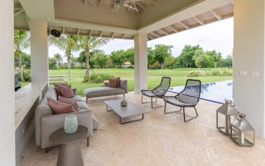 Modern Villa in Casa de Campo: Enjoy Golf Views
