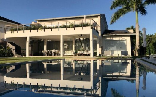 Villa for Rent in Casa de Campo with Spectacular Polo View