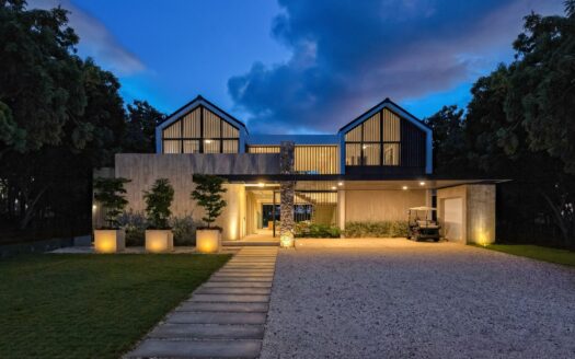Majestic Villa for Rent in Casa de Campo: Elegance with Exclusive Polo Views