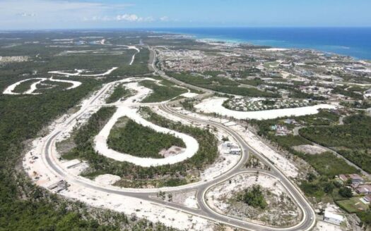 Exclusive Plot in Paseo del Farallón: Unmatched Views and Prime Location