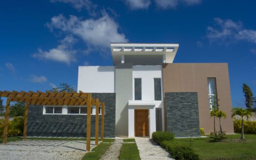 Oasis Del Lago: Modern and Exclusive Villas in the Heart of Vista Cana