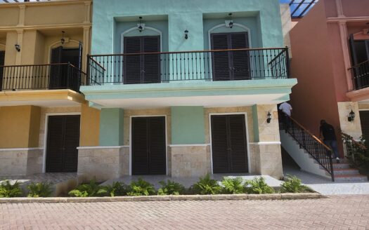 Luxury Penthouse for Rent – 2 Bedrooms with Private Picuzzi