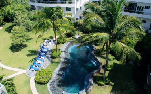 Elegant 2-Bedroom Apartment with Spacious Terrace in Cap Bleu, Cap Cana