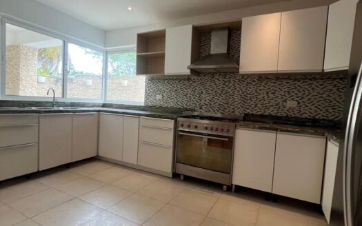 Spectacular Duplex for Rent – ​​Res. La Arboleda, Ciudad Las Canas